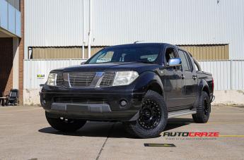 NISSAN NAVARA D LOCKER BLACK